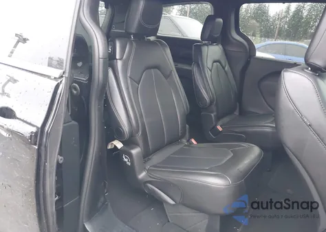 2025 Chrysler Pacifica Select from USA, damaged, VIN 2C4RC1BG6SR556126